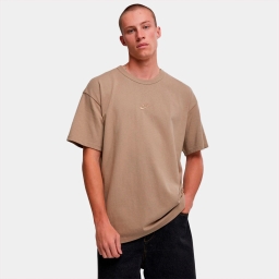 m nsw prem essntl sust tee